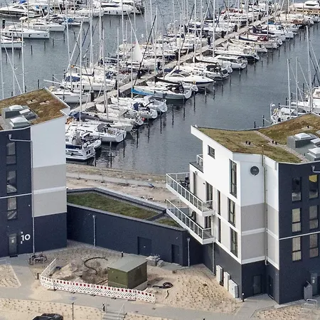 Апартаменты Modernes Luxusapartment An Der Marina